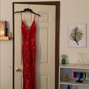 Long red sequin dress size medium (stretchy)